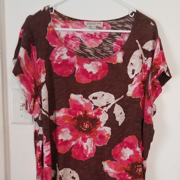 Jones New York Tops - Plus Size 2X Short Sleeve Top 💗 Brown & Pink